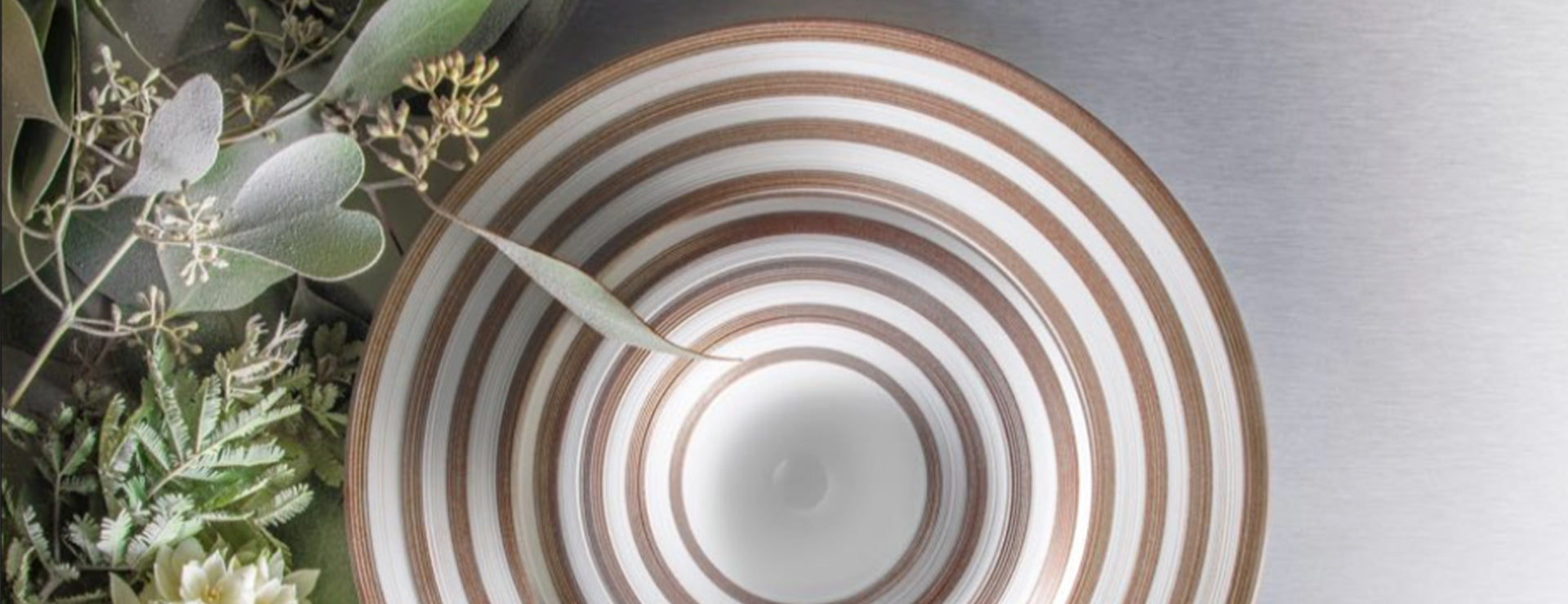 Hémisphère Rayé Gris Métallique