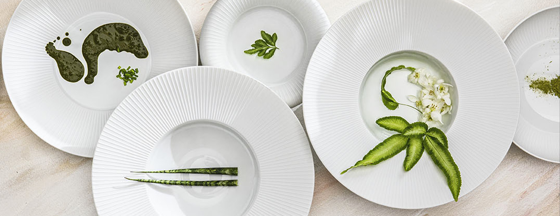 Deep plates – Coquet & Jaune de Chrome Deep plates – Coquet & Jaune de Chrome